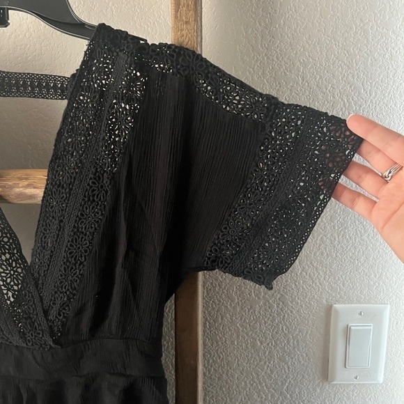 Forever 21 - black romper - Picture 5 of 6